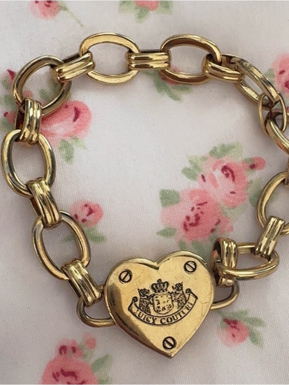 Vintage Juicy Couture Gold Heart Link Bracelet!